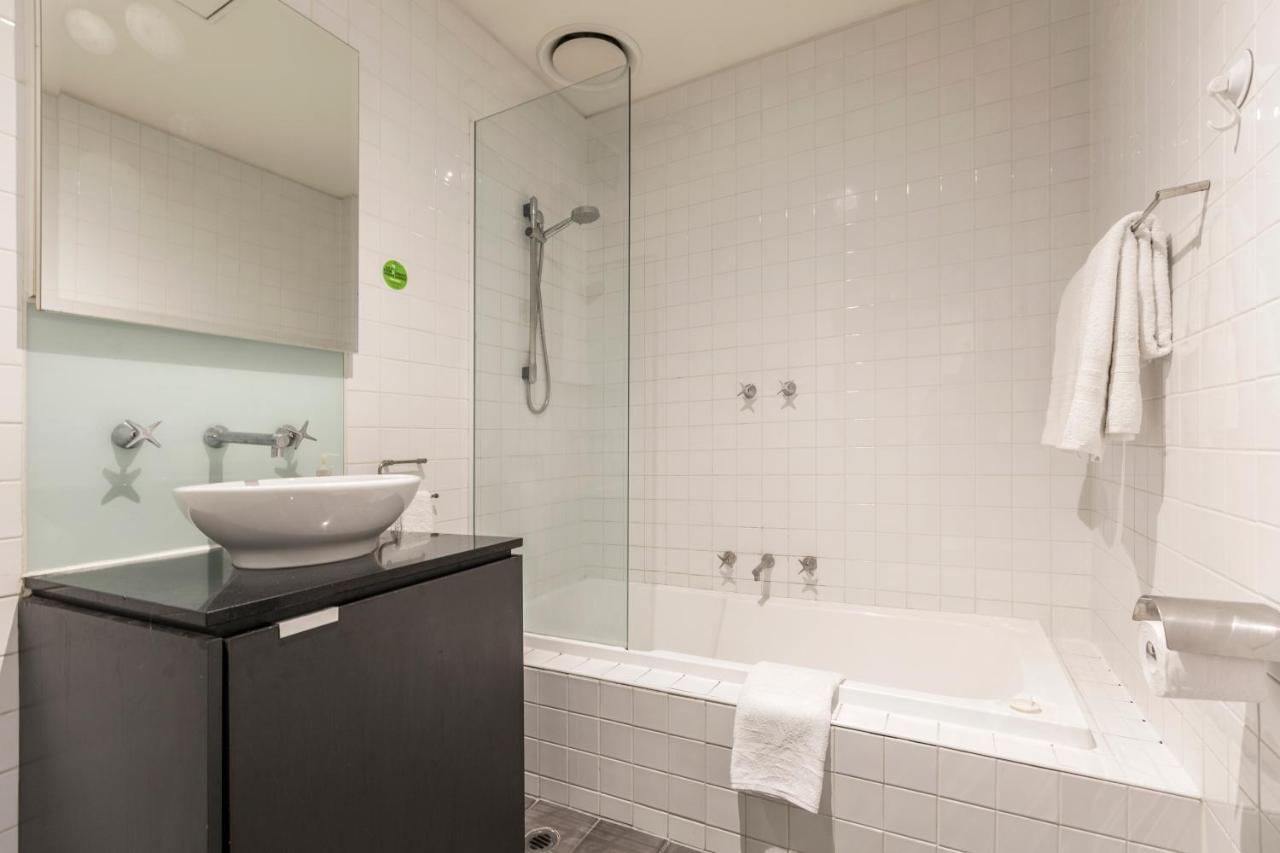 מלבורן Absolute Collins Apartments מראה חיצוני תמונה