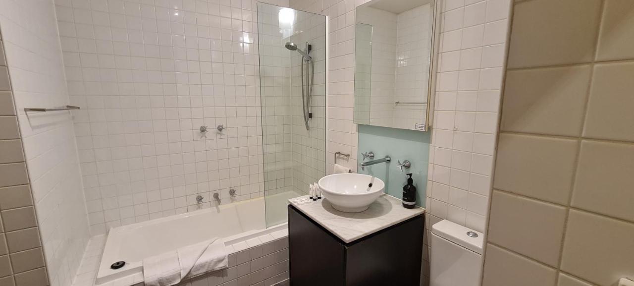 מלבורן Absolute Collins Apartments מראה חיצוני תמונה